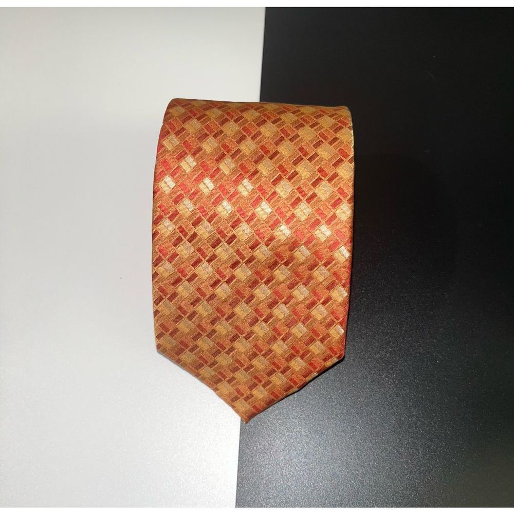 Rochas Paris tie 